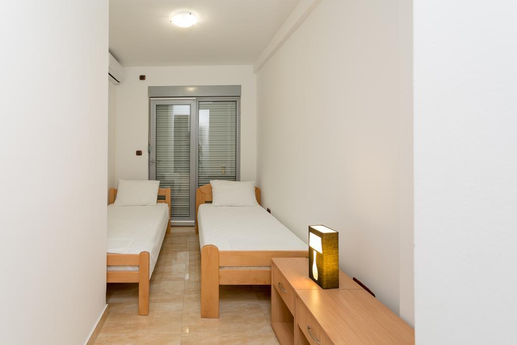 Adriatic Raf Apartments Budua Esterno foto