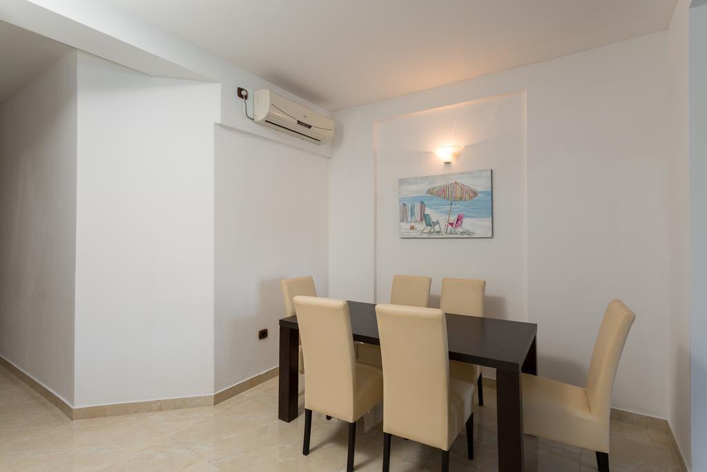 Adriatic Raf Apartments Budua Esterno foto
