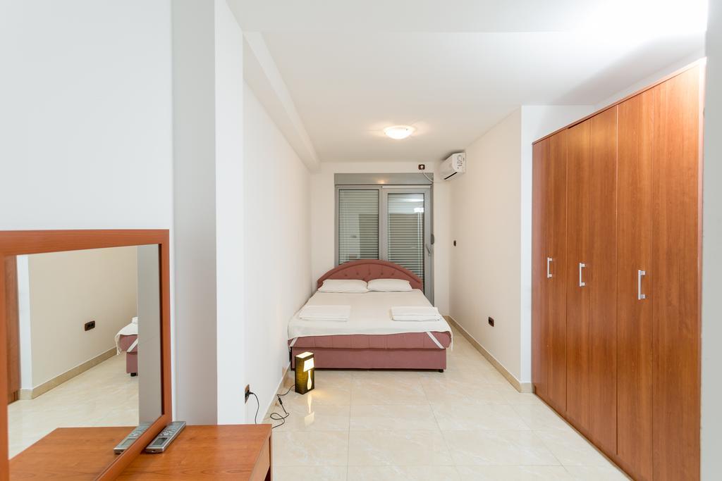 Adriatic Raf Apartments Budua Esterno foto